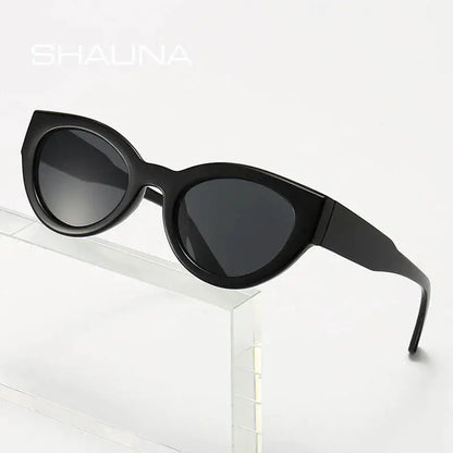 SHAUNA retro cat-eye sunglasses with black frame and dark lenses, UV400 – Astroshadez