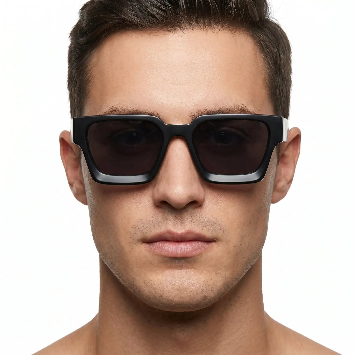 Auriastrum Jet Black squared sunglasses with bold black frame and dark lenses – Astroshadez