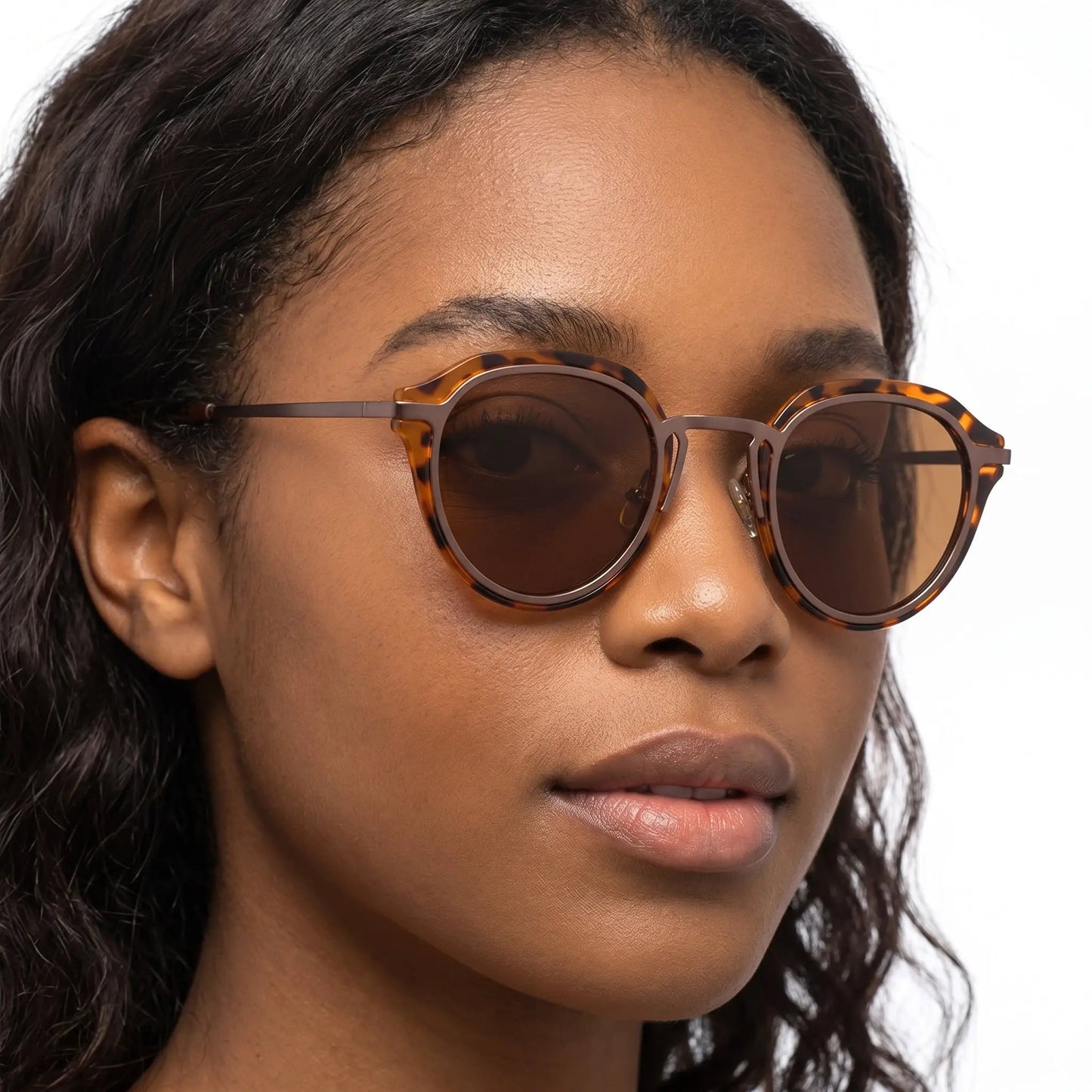 Aurelios tortoiseshell round sunglasses with brown lenses – Astroshadez