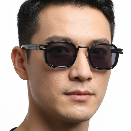 Quorvyn black metal square-frame sunglasses with dark gradient lenses – Astroshadez