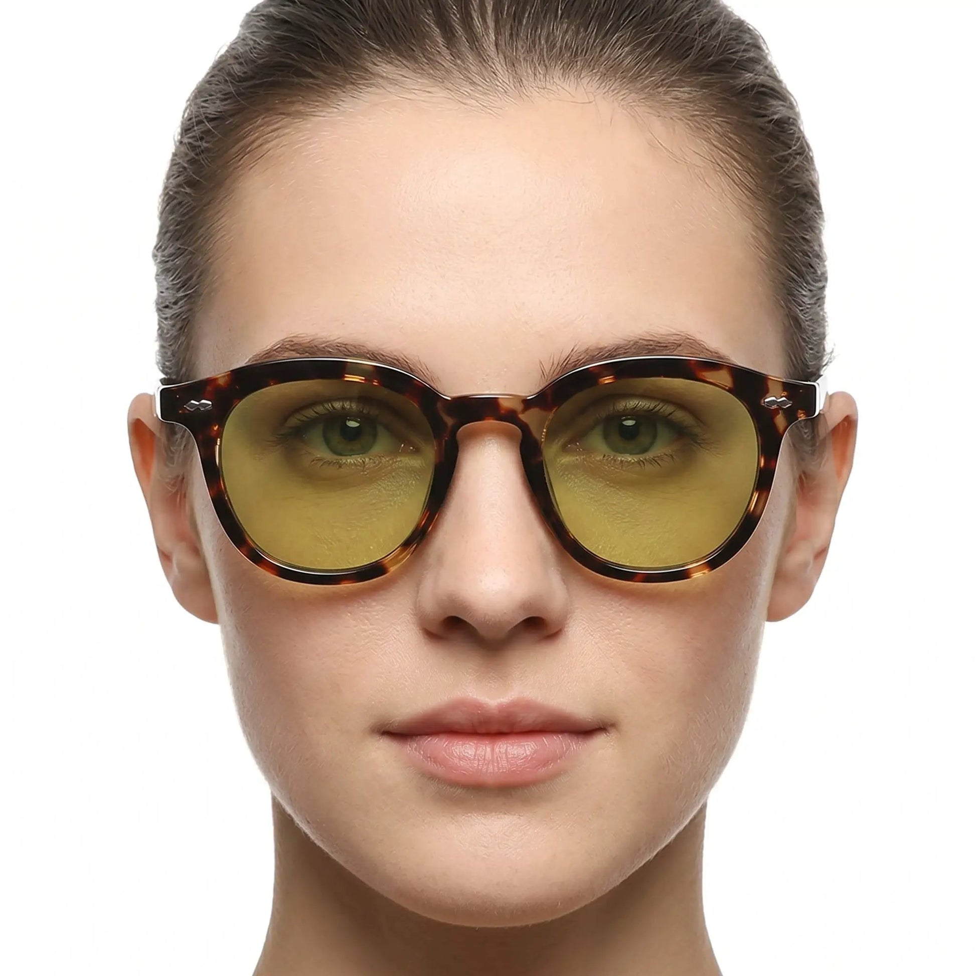 Valenique tortoiseshell sunglasses with oversized square frames and yellow-tinted lenses – Astroshadez
