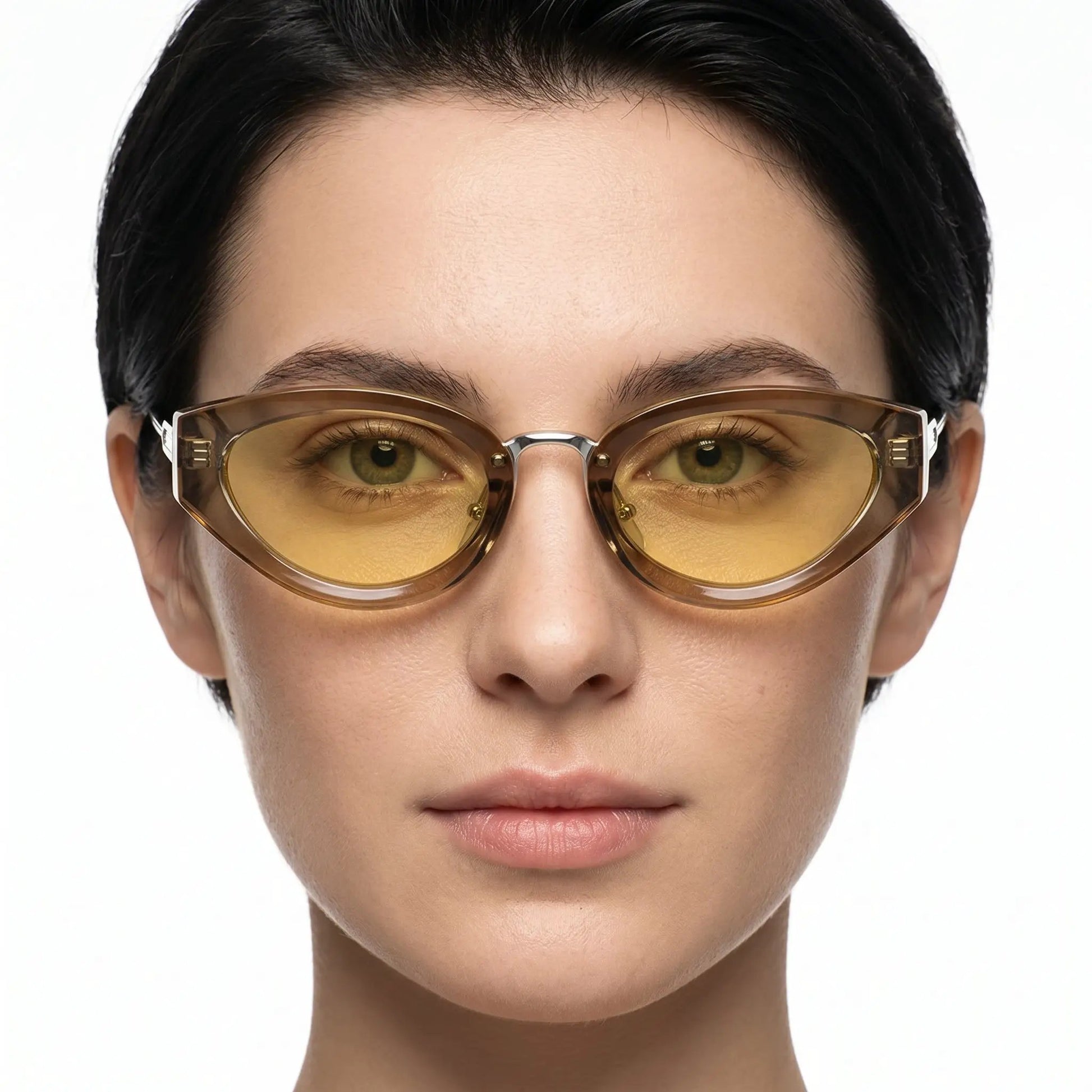 Aurelle tortoiseshell gradient sunglasses with oversized cat-eye frame and brown–gold gradient lenses – Astroshadez
