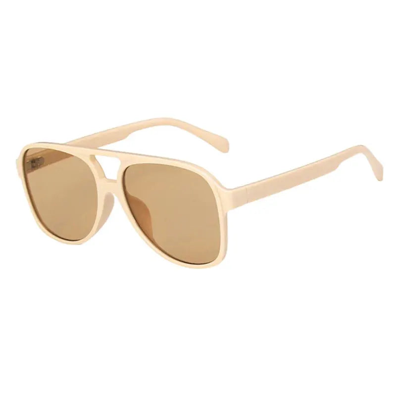 Pilot-style sunglasses with beige frames and brown gradient lenses – Astroshadez
