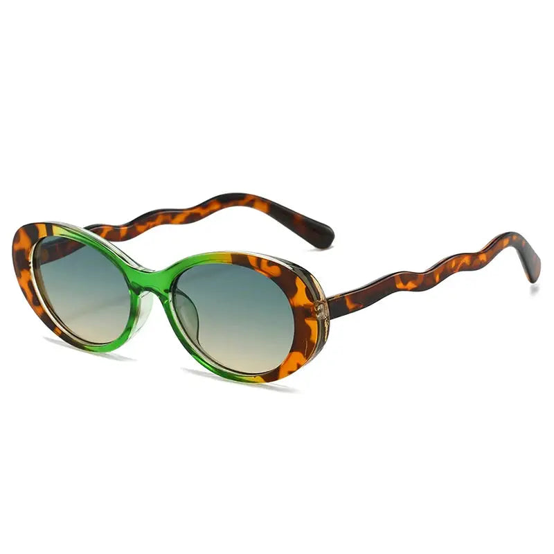SHAUNA oval sunglasses in tortoiseshell with green inner rim, gradient UV400 lenses, wavy temples – Astroshadez